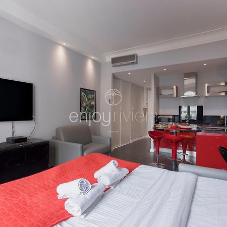 Palais Miramar - Suite & B31 - Croisette Emplacement Unique - 20M Plage - Wifi - Clim Канни Екстер'єр фото