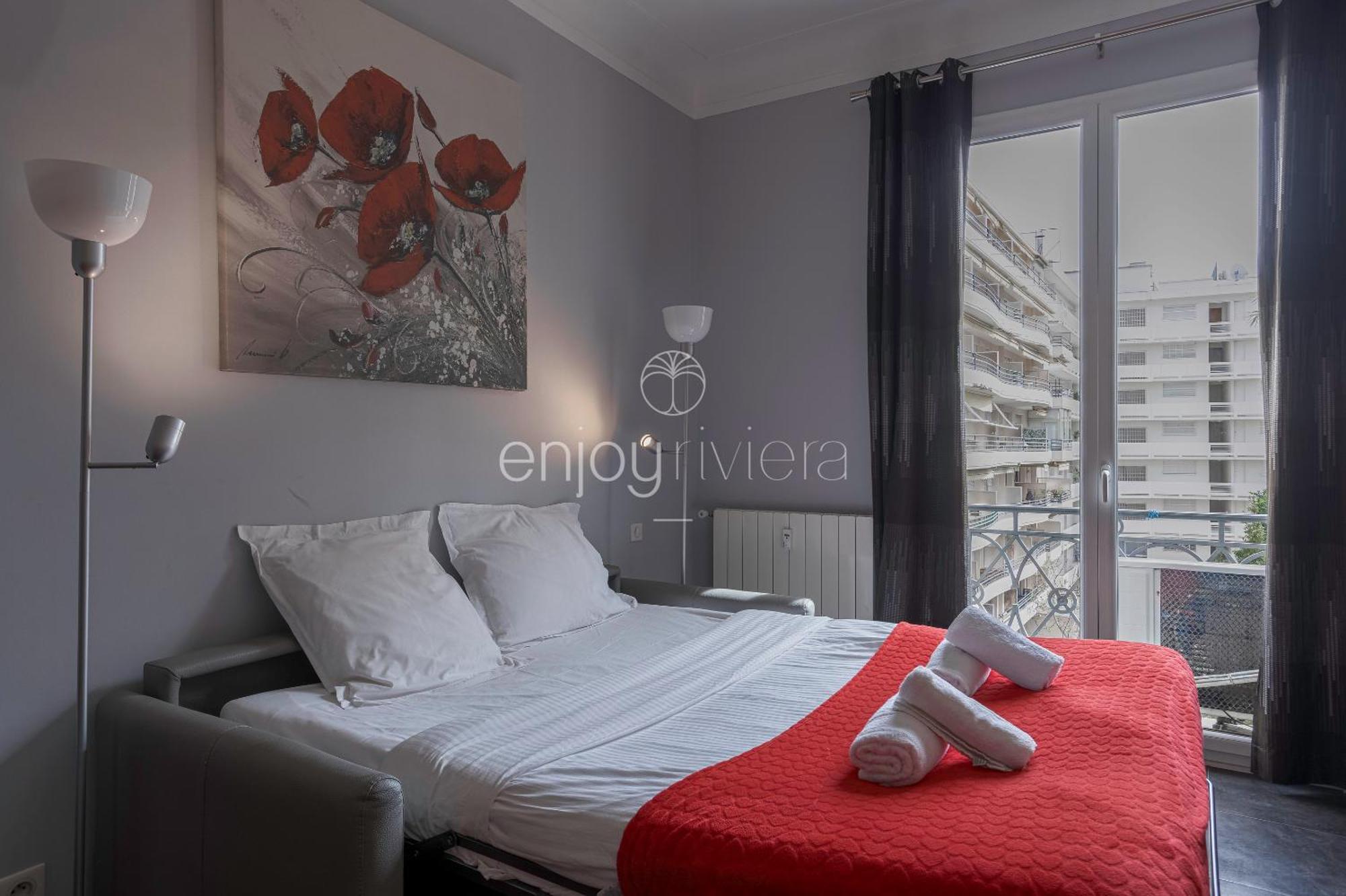 Palais Miramar - Suite & B31 - Croisette Emplacement Unique - 20M Plage - Wifi - Clim Канни Екстер'єр фото